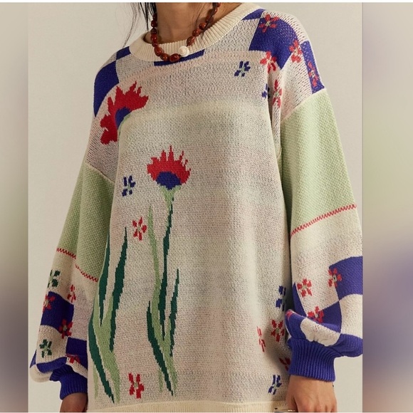 🎉HP🎉 We The Free Limited Edition Floral Sweater - Picture 2 of 9